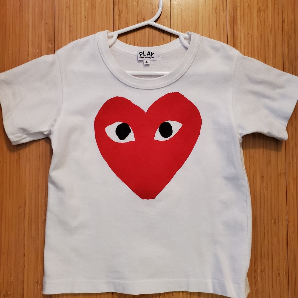 Comme des Garcons PLAY